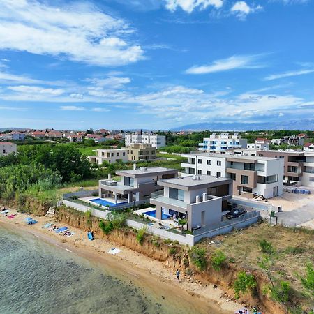 Deluxe Apartments Privlaka On The Sand Luaran gambar
