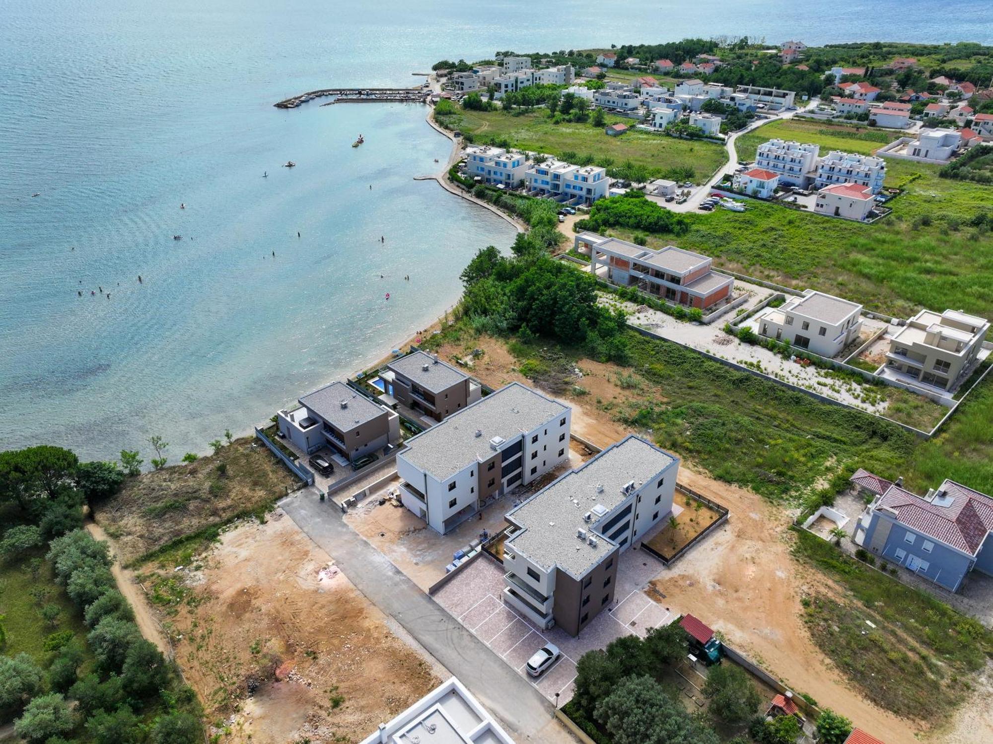 Deluxe Apartments Privlaka On The Sand Luaran gambar