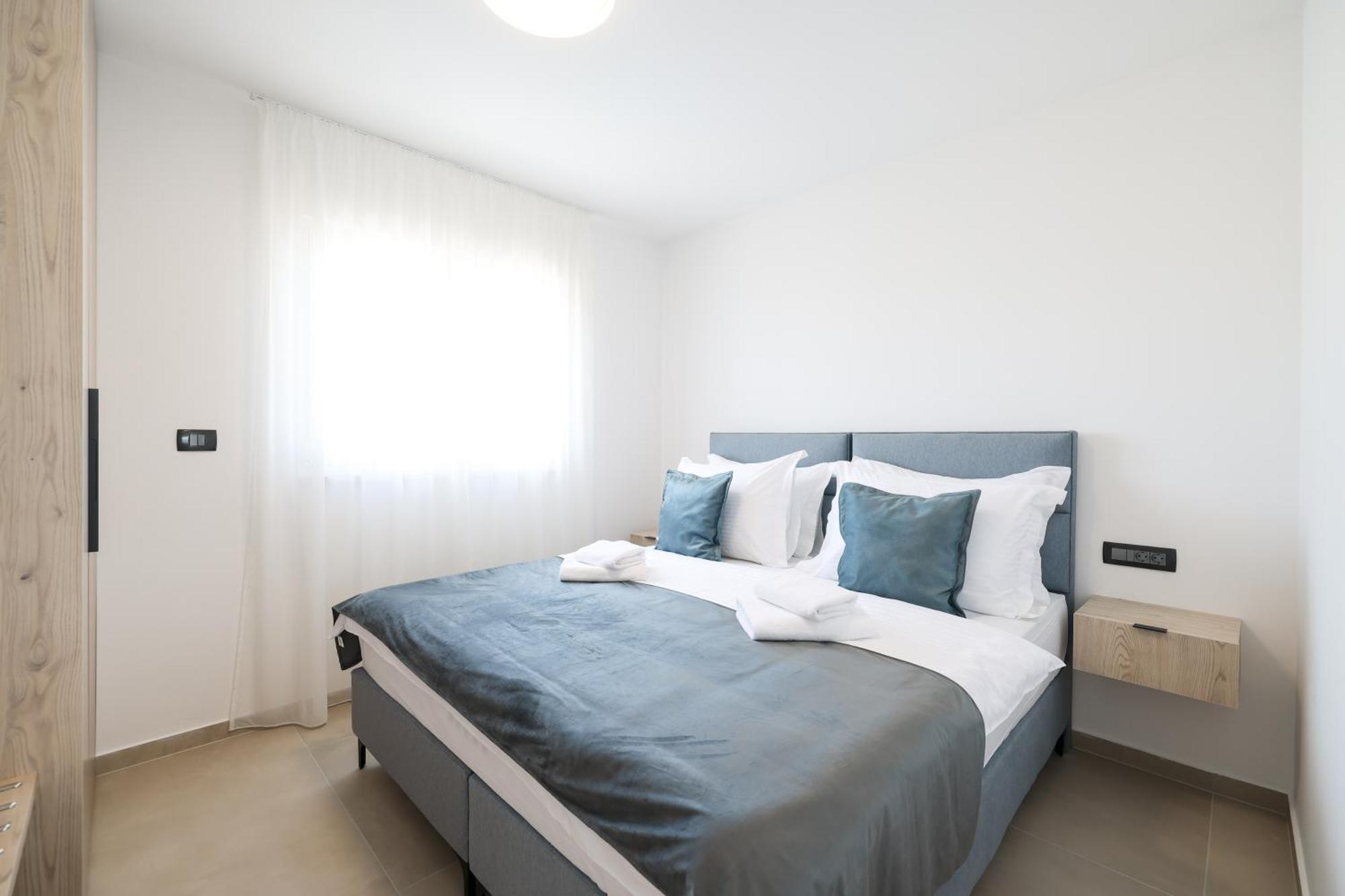 Deluxe Apartments Privlaka On The Sand Bilik gambar