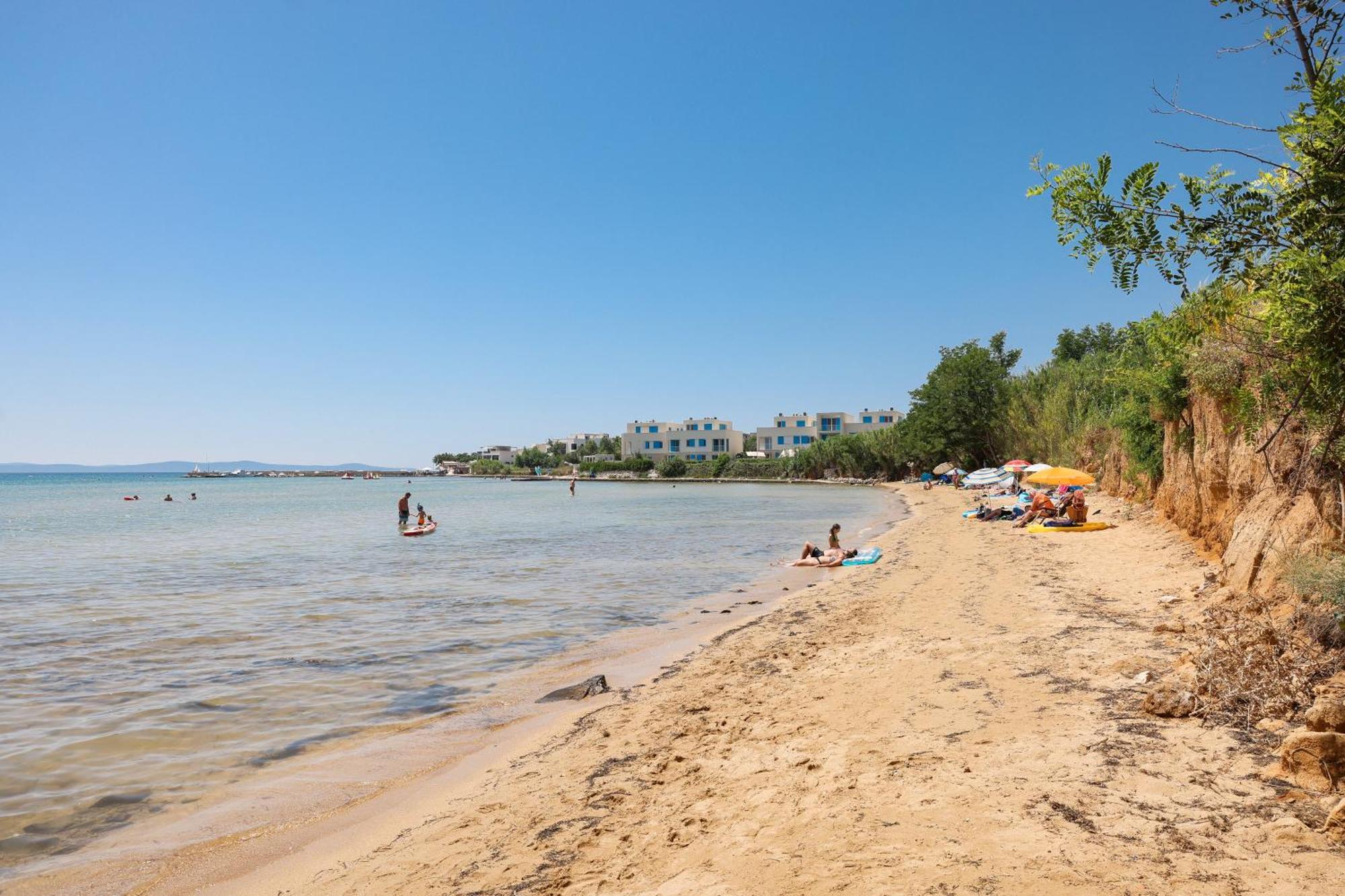 Deluxe Apartments Privlaka On The Sand Luaran gambar
